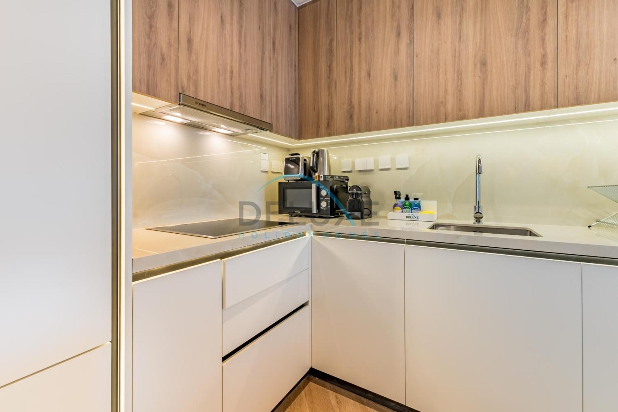 Upgraded 1br Overlooking Palm Jumeirah & Sea Views From Living To Bedroom, Elite Residence, Marina By Deluxe Homes Appartement *